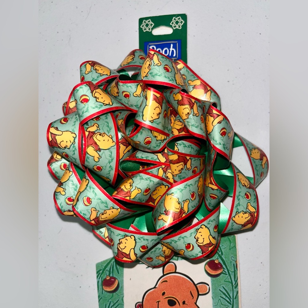 NWT Disney Pooh Christmas Oversized Bow